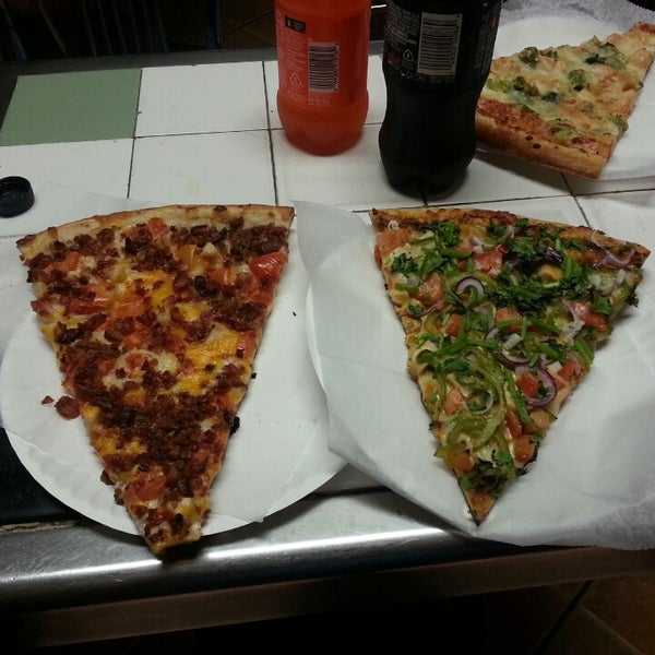 Freddie & Pepper's Pizza Upper West Side 303 Amsterdam Ave