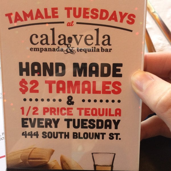 4/2/2015에 Kendall T.님이 Calavera Empanadas &amp; Tequila Bar에서 찍은 사진