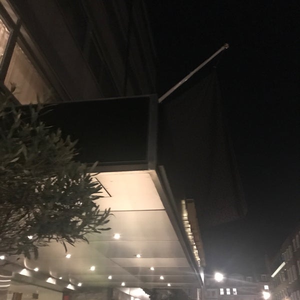 4/17/2017에 Nursultan T.님이 The Marylebone Hotel에서 찍은 사진