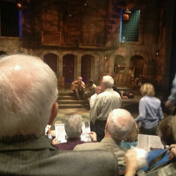 Foto tomada en Milwaukee Repertory Theater  por Chrisito el 9/30/2016