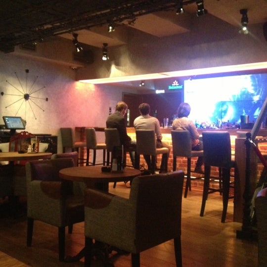 รูปภาพถ่ายที่ Bar BQ Cafe โดย Yuri G. เมื่อ 12/4/2012