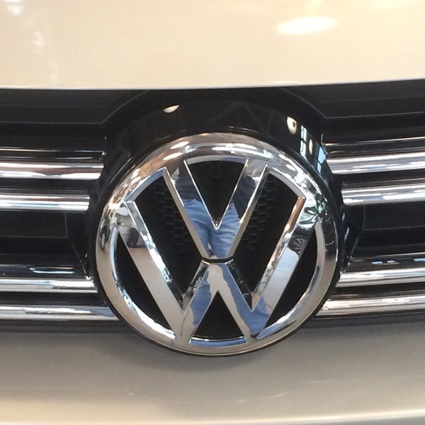 รูปภาพถ่ายที่ Volkswagen Атлант-М โดย RodionoF เมื่อ 8/21/2014