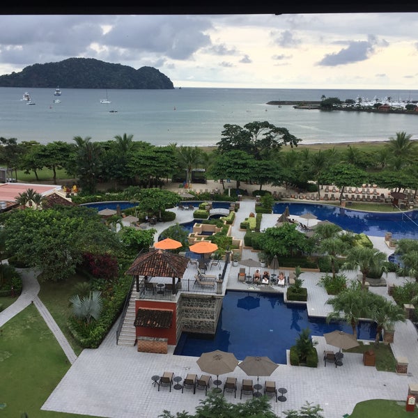 Foto tirada no(a) Los Sueños Marriott Ocean &amp; Golf Resort por Nahen V. em 12/13/2016