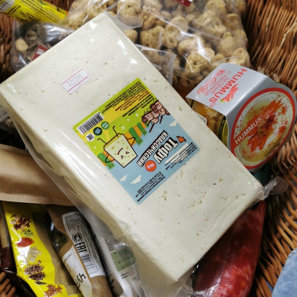 сойка здоровое питание. тофу классический «сойка», 200г. сыр тофу сойка. галеты кдв. сойка октябрьское поле.