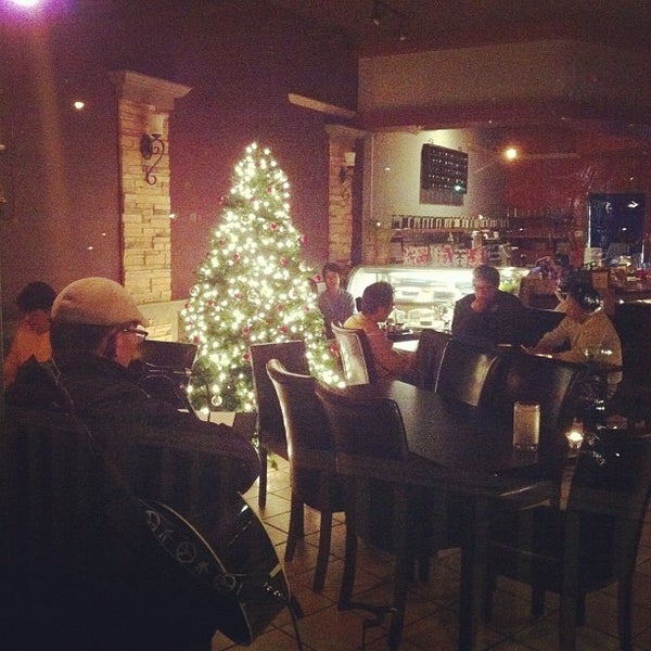 Das Foto wurde bei The Tea Bar von Joohaney am 12/15/2012 aufgenommen