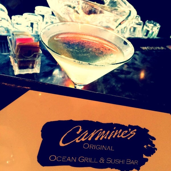 7/15/2014にS 🤗がCarmine&#39;s Ocean Grill and Sushi Barで撮った写真