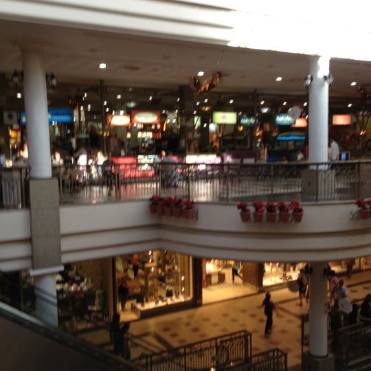 Cinema Arcoplex Del Paseo Movie Theater in Fortaleza