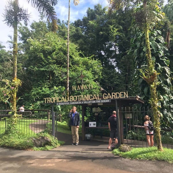 Foto diambil di Hawaii Tropical Botanical Garden oleh Sara A. pada 12/10/2018