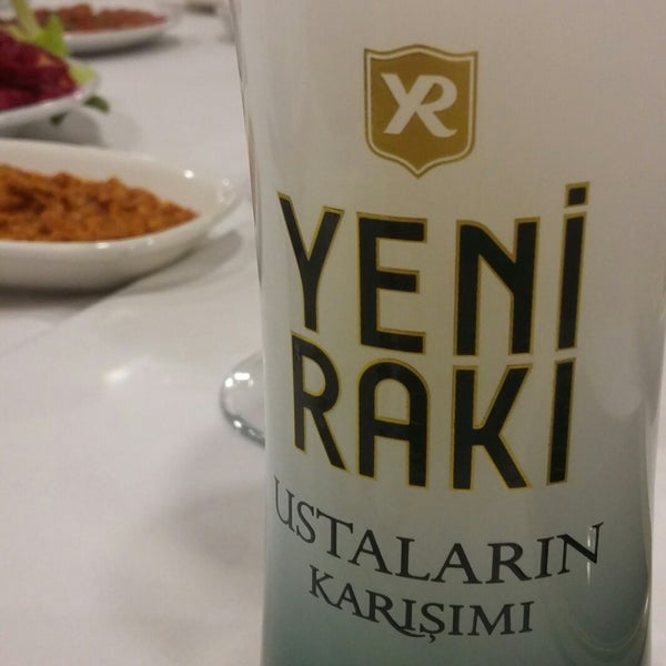 Foto tirada no(a) Kolcuoğlu Restaurant por Ercan em 12/18/2017
