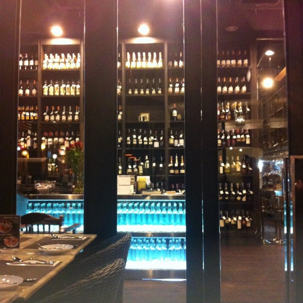 1/18/2013에 Екатерина .님이 D wine | Italian Bistro &amp; Wine Bar에서 찍은 사진