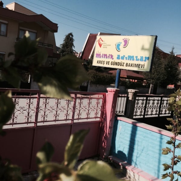 4/17/2015にVeli VURALがMinik Adımlar Kreş &amp; Anaokuluで撮った写真