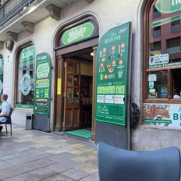 Photo taken at Flaherty&#39;s Irish Pub Barcelona by Kirill S. on 8/19/2022