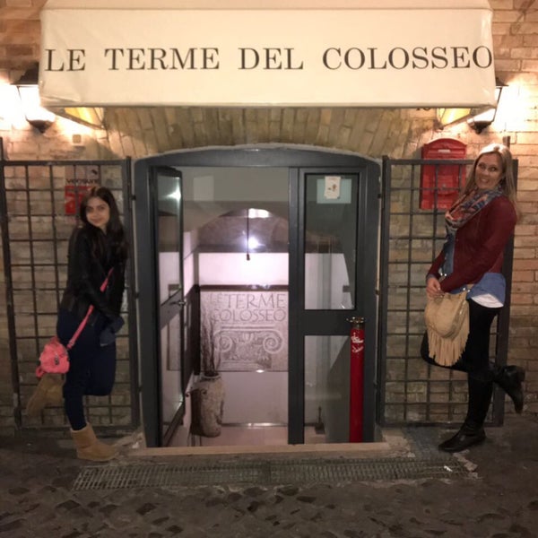 Foto tirada no(a) Le Terme del Colosseo por Georgia C. em 10/23/2017
