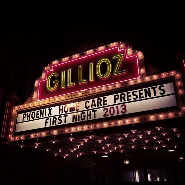 รูปภาพถ่ายที่ Gillioz Theatre โดย Donnie R. เมื่อ 1/1/2013