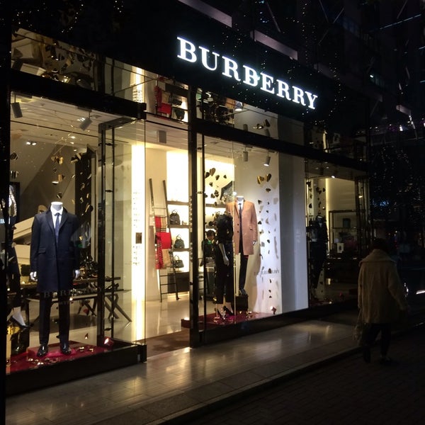 Photos At バーバリー 銀座マロニエ通り Boutique In 中央区