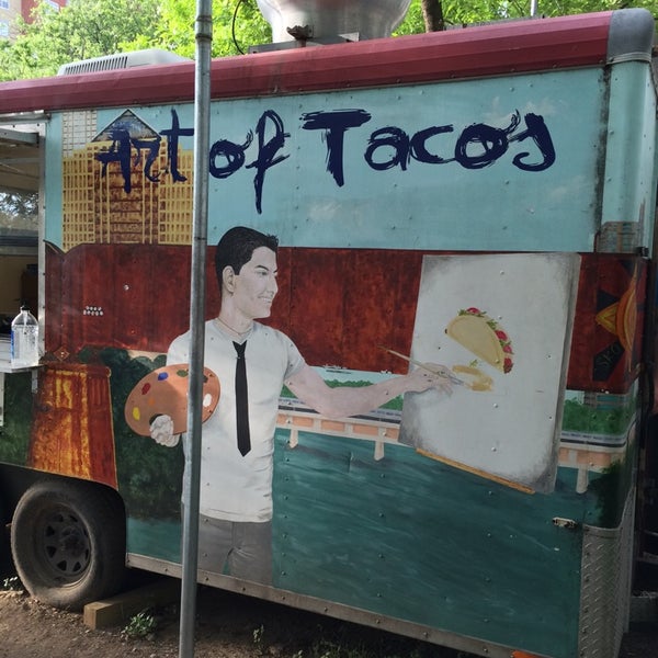Снимок сделан в Art of Tacos пользователем Erik 5/9/2014
