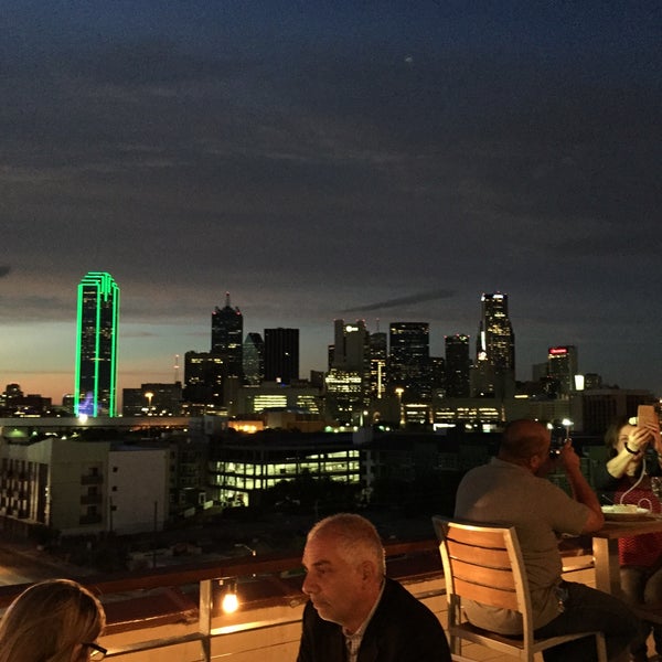 9/12/2015にAshley O.がNYLO Dallas South Sideで撮った写真