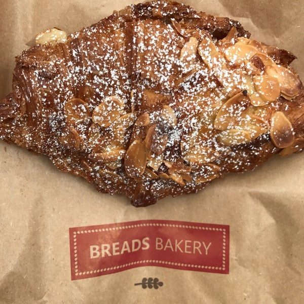 Photo taken at Breads Bakery - Bryant Park Kiosk by Julian M. on 10/20/2016