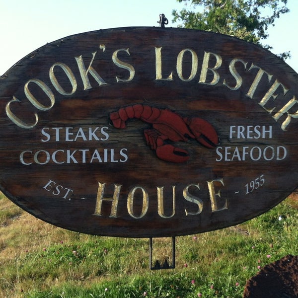 Das Foto wurde bei Cook&#39;s Lobster House von David M. am 8/21/2013 aufgenommen