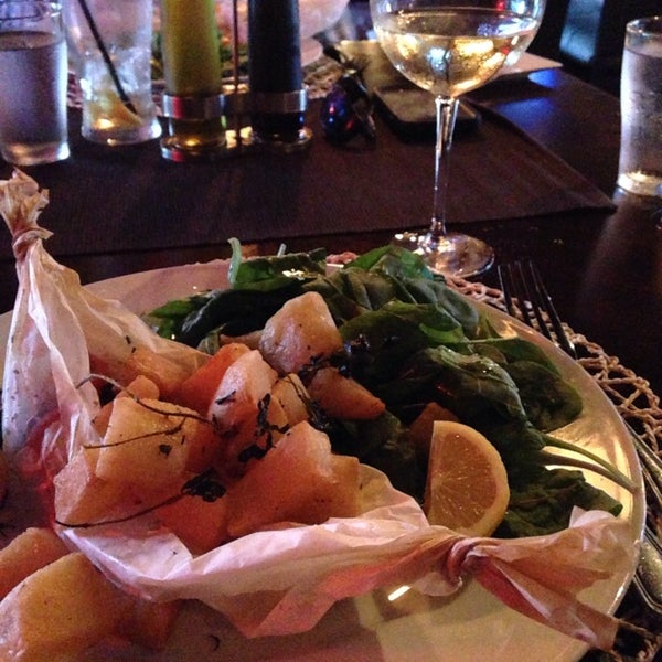 8/8/2014にMary-Lauren S.がBig fish restaurantで撮った写真