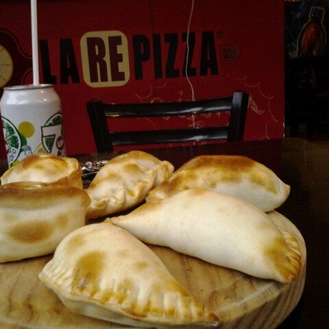4/20/2013 tarihinde Rodrigo C.ziyaretçi tarafından La Re Pizza'de çekilen fotoğraf