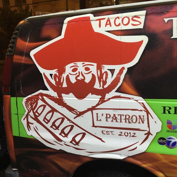 Photo taken at L&#39;Patron Tacos by SAuuuD on 6/18/2017