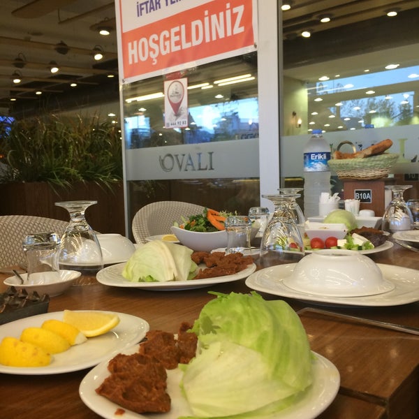 Foto tomada en Ovalı Konya Mutfağı  por Ali K. el 6/27/2016