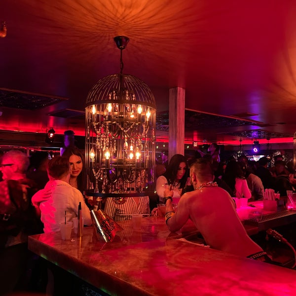 Foto diambil di Piranha Nightclub oleh OYAM pada 1/1/2022