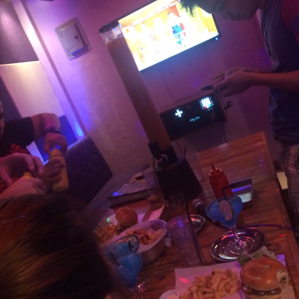 Youtube Zoey Burger