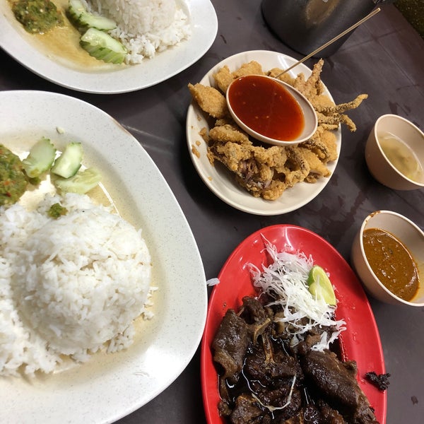Photos A Nasi Kukus Sotong Besar Shah Alam Selangor