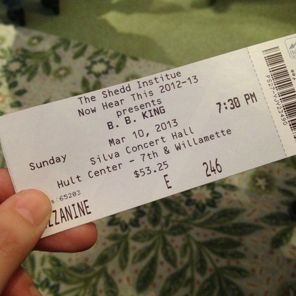 3/11/2013 tarihinde Alicia L.ziyaretçi tarafından The Hult Center for the Performing Arts'de çekilen fotoğraf