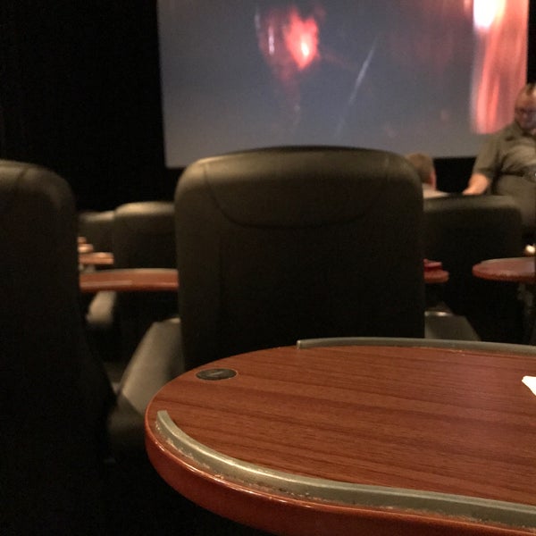 Photo taken at Studio Movie Grill College Park by Bitch N. on 2/3/2018