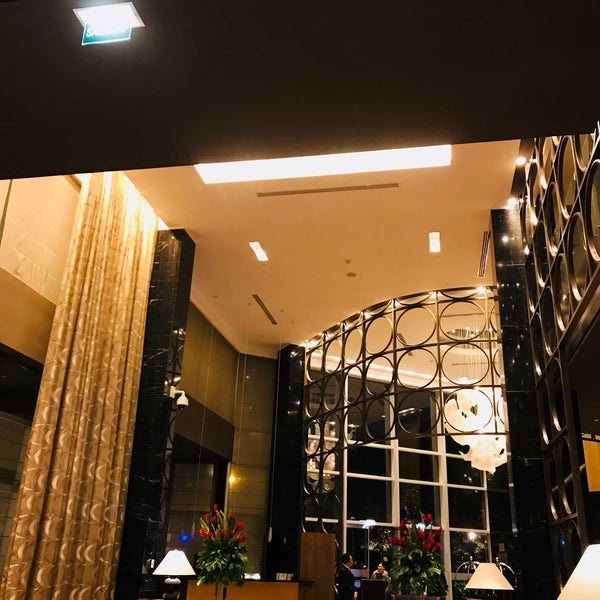 Foto diambil di Hilton oleh Bitch N. pada 5/25/2018