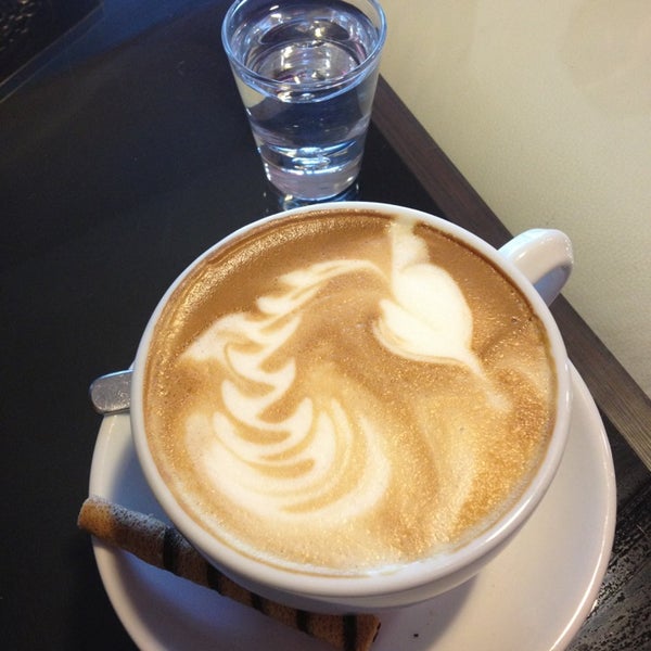 11/24/2013にPamela V.がBarista Coffee Espresso Barで撮った写真