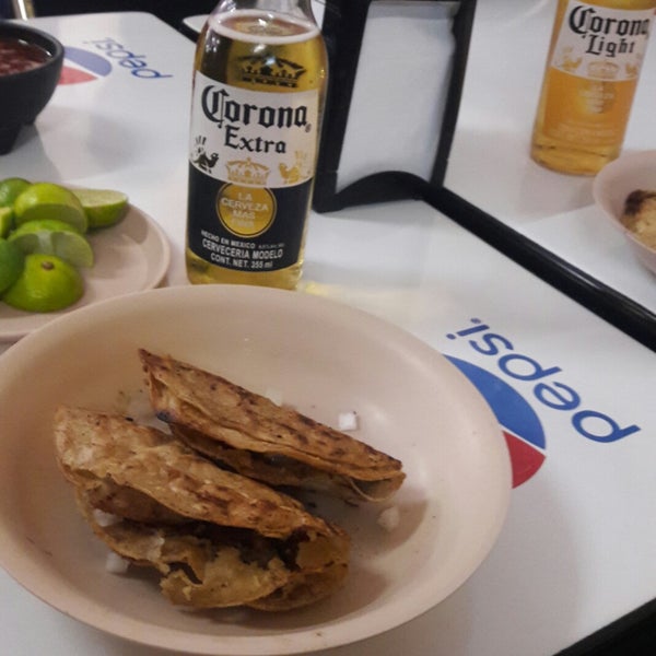 Tacos Omar Carlos Restaurante de tacos