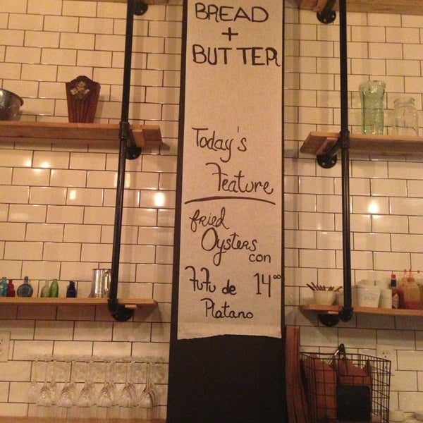 รูปภาพถ่ายที่ Bread + Butter โดย Lynn M. เมื่อ 2/9/2013