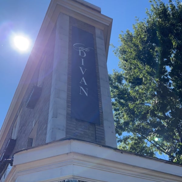 Cafe Divan 28 tips from 1692 visitors