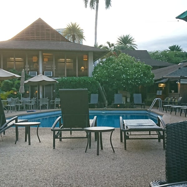 Breakers The Hotel Waikiki 3 tips from 77 visitors