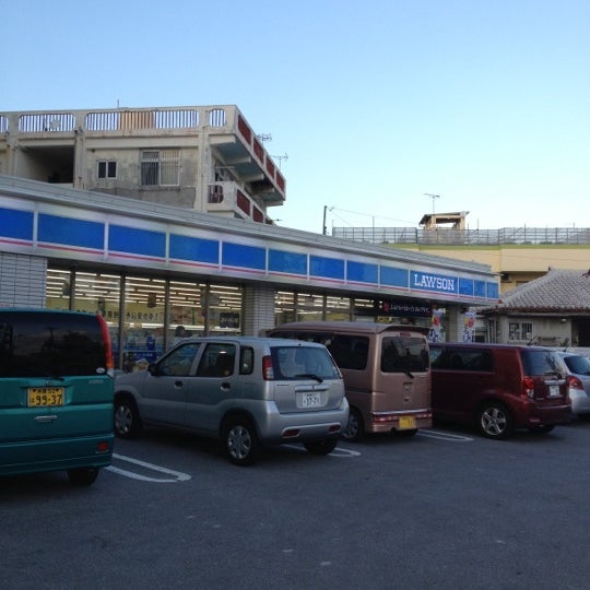 Fotos En ローソン 宜野湾宇地泊バス停前店 宜野湾市 沖縄県