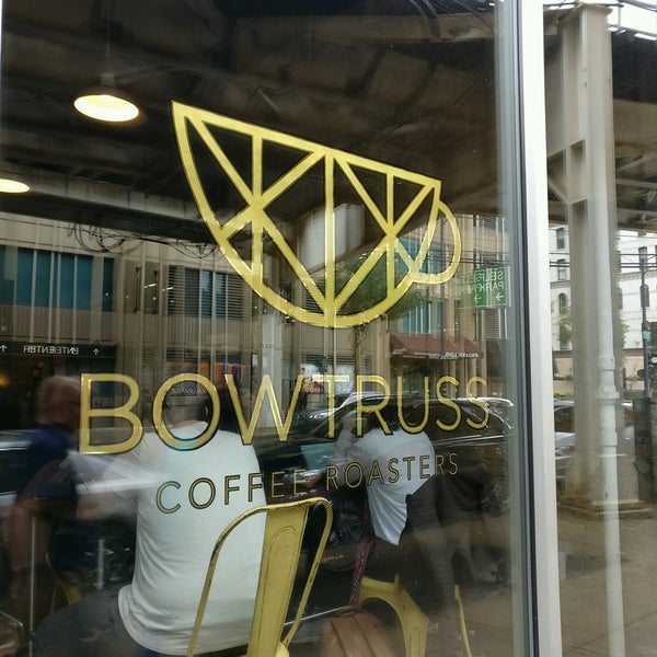 Das Foto wurde bei Bow Truss Coffee von Gary Q. am 9/30/2016 aufgenommen
