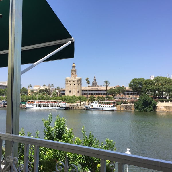 Foto tirada no(a) Restaurante Río Grande Sevilla por Andrey K. em 6/22/2015