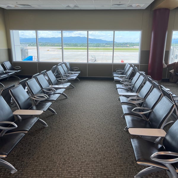 Photo taken at Roanoke-Blacksburg Regional Airport (ROA) by Ronald Z. on 8/5/2022