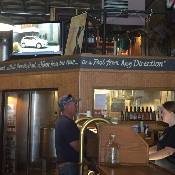 Photo taken at Main Street Brewery and Restaurant by Charley C. on 7/11/2016