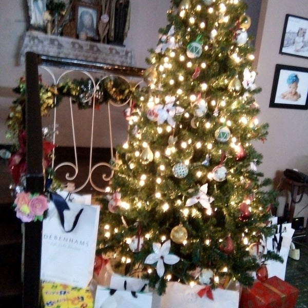 Scout Fuentebella Road in Laging Handa