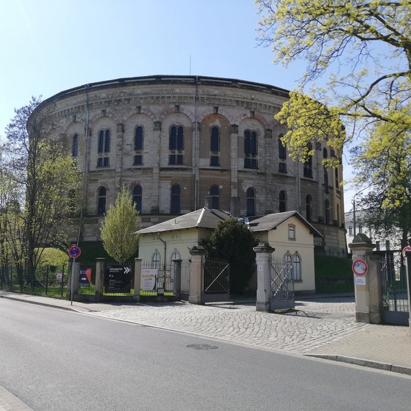 Das Panometer Dresden ist ein ehemaliger Gasometer (Gasbehälter) in Dresden, in dem seit 2006 verschiedene Panoramabilder des Künstlers Yadegar Asisi ausgestellt werden.