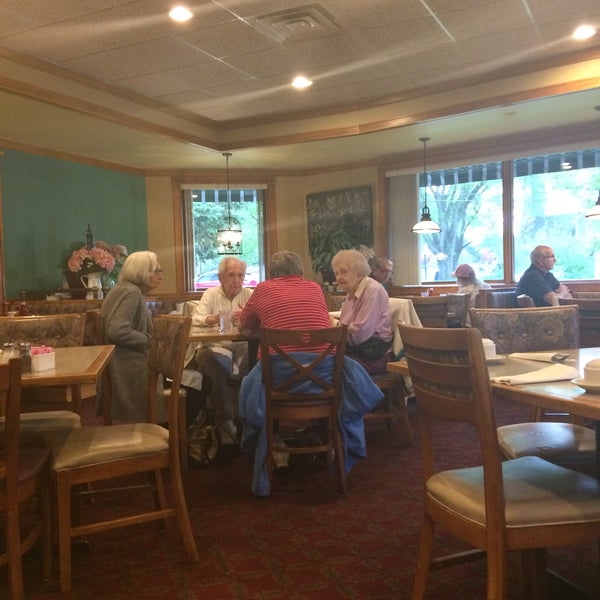 Photos at Paul's Family Restaurant Greek Restaurant in Northwest Elgin