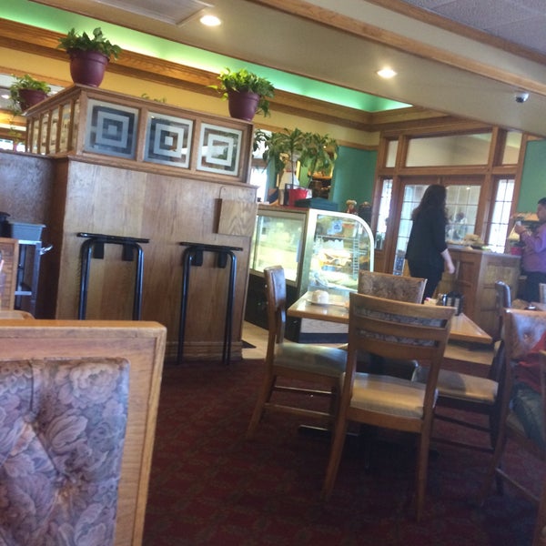 Photos at Paul's Family Restaurant Greek Restaurant in Northwest Elgin