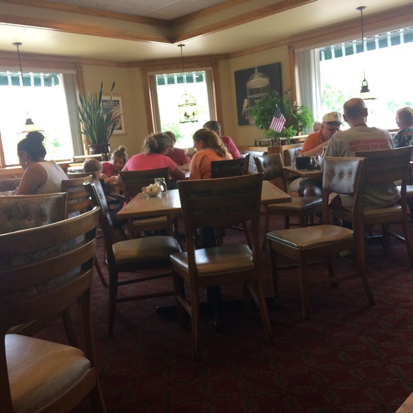 Photos at Paul's Family Restaurant Greek Restaurant in Northwest Elgin