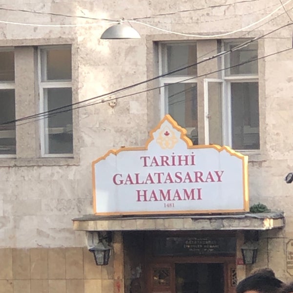 Снимок сделан в Tarihi Galatasaray Hamamı пользователем Nabi A. 3/16/2019