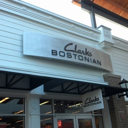 clarks outlet us